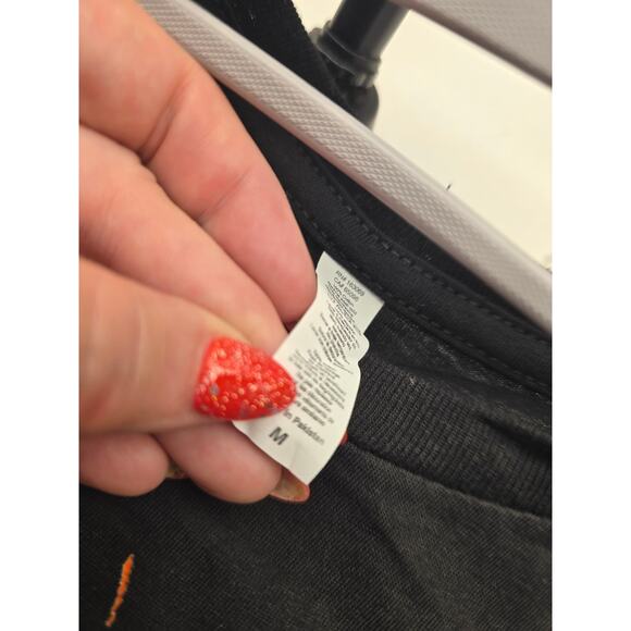 Limited Edition Artist Signed Black Graphic Tee M – Abstract Modern Art NWOT - Picture 4 of 5